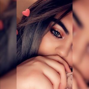 Meet your Posher, Casey